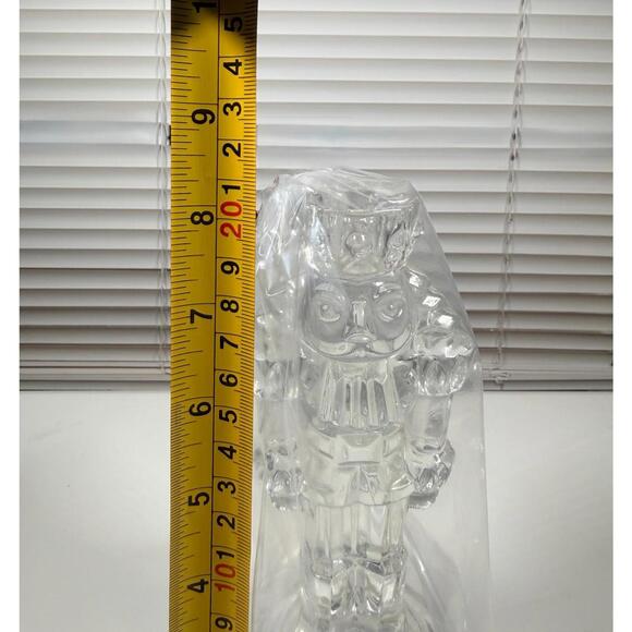 Vintage 24% Lead Crystal Tall Nutcracker Candle Houlder - Picture 6 of 7